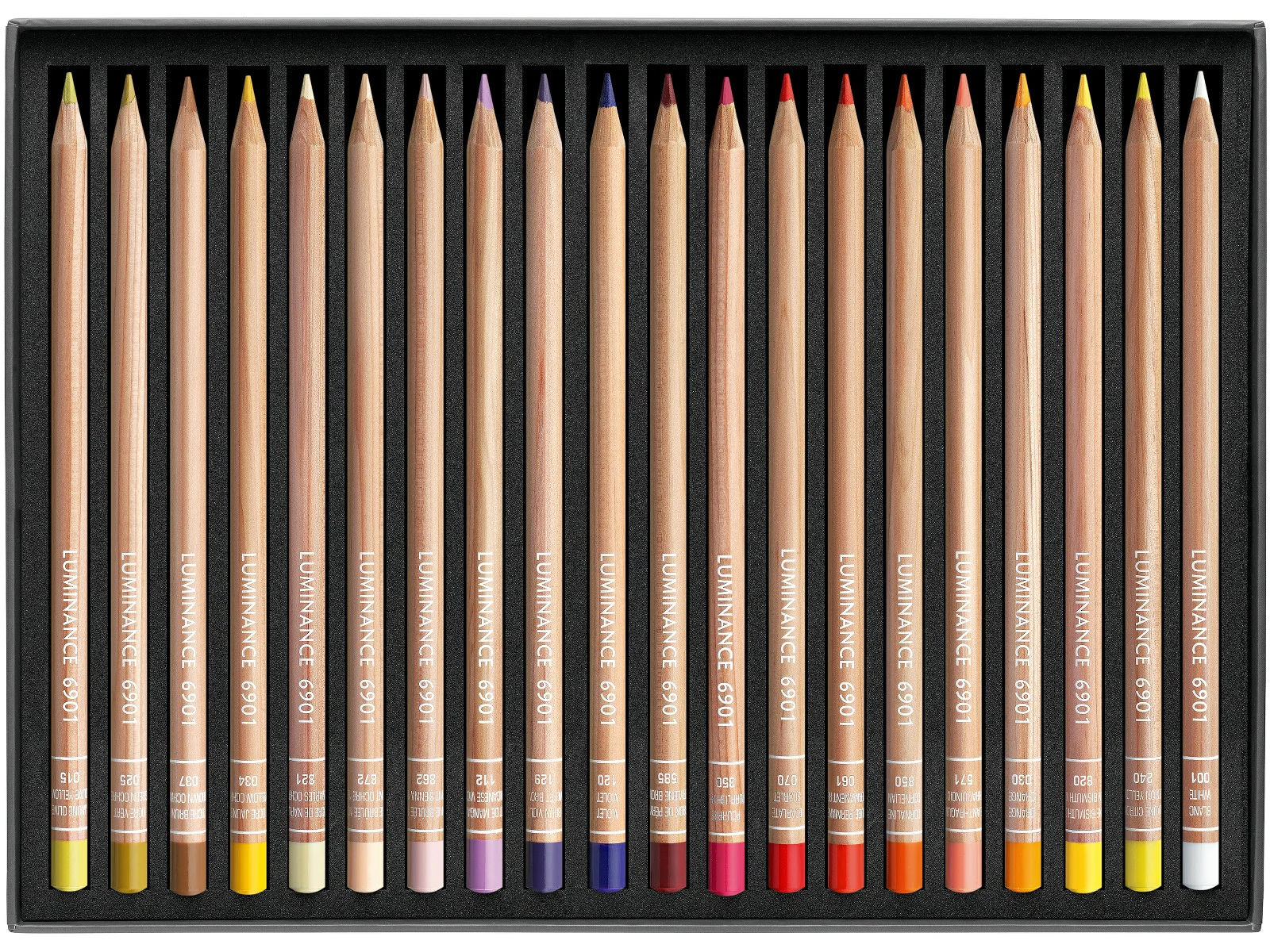 Caran d’Ache Luminance 6901 Coloured Pencils – Set of 40 - Image 3
