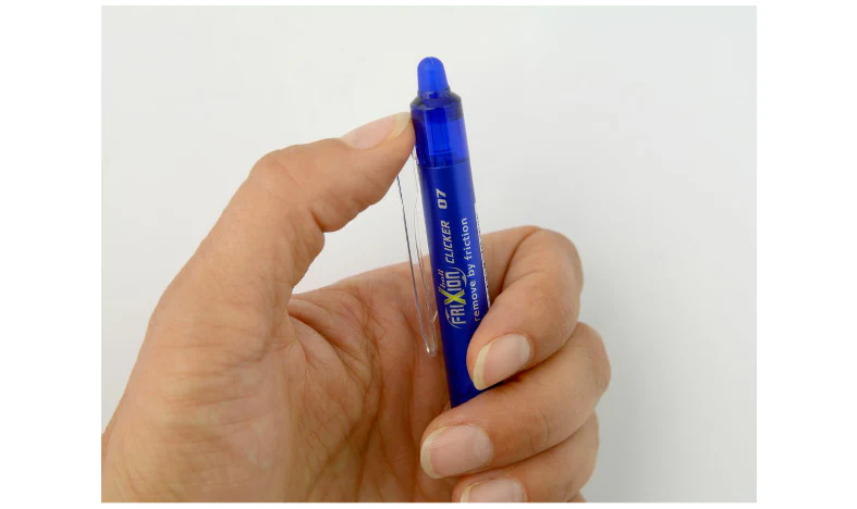 Pilot FriXion Clicker Erasable Rollerball Pen 07 Medium 4 Piece 'Set 2 Go' - Image 6