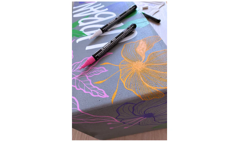 Acrylic Marker - STABILO FREE Acrylic - T100 1-2 mm Bullet Tip Spring - Wallet of 5 - Assorted colours - Image 11