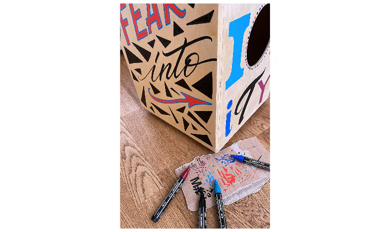 Acrylic Marker - STABILO FREE Acrylic - T300 2-3 mm Bullet Tip Vibrant - Wallet of 5 - Assorted Colours - Image 12
